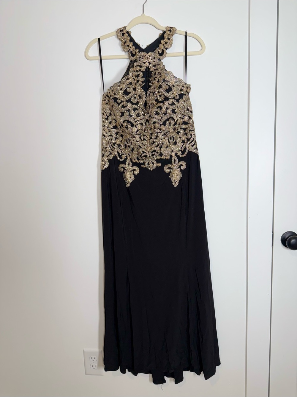 Ed Young Black Gold Beaded Halter Formal Gown XL Pageant Prom Evening Dress